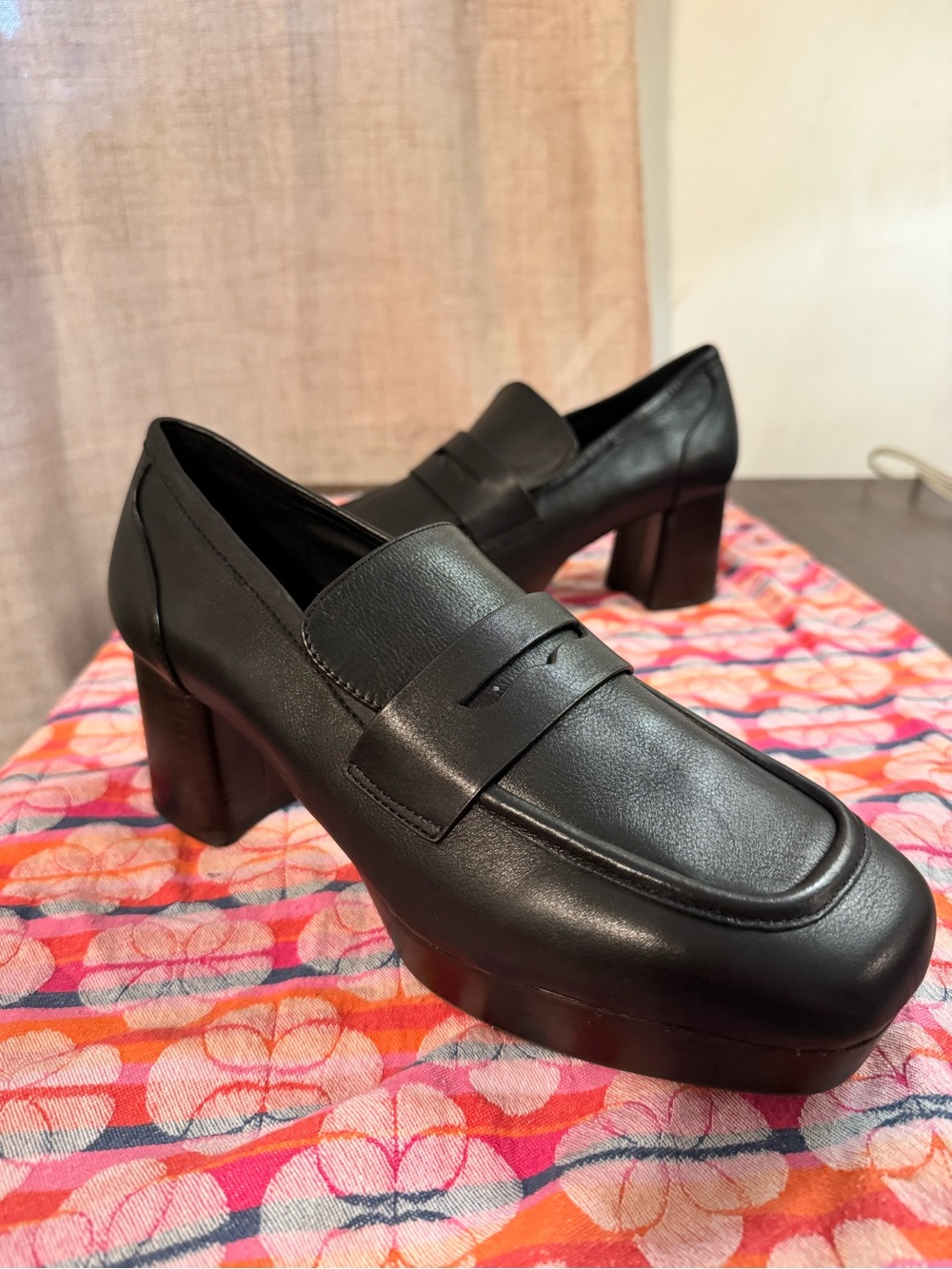 Aerosoles Cavour black leather platform heeled loafers 9.5